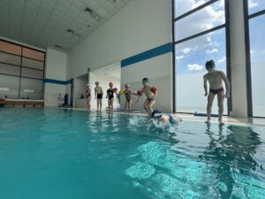 Úszásoktatás Sport11 - Vízbe ugrás